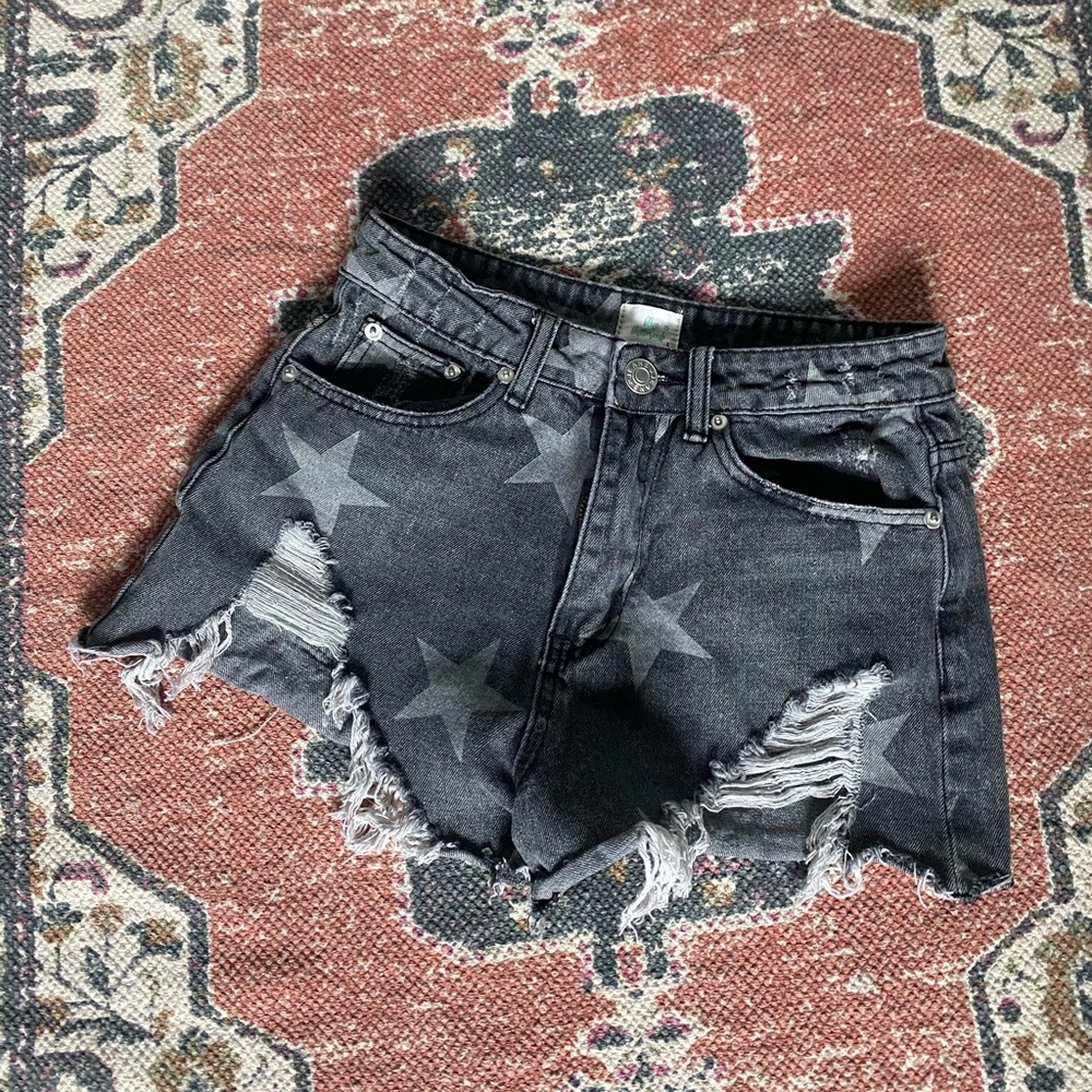 blue buttercup size xs black star jean shorts